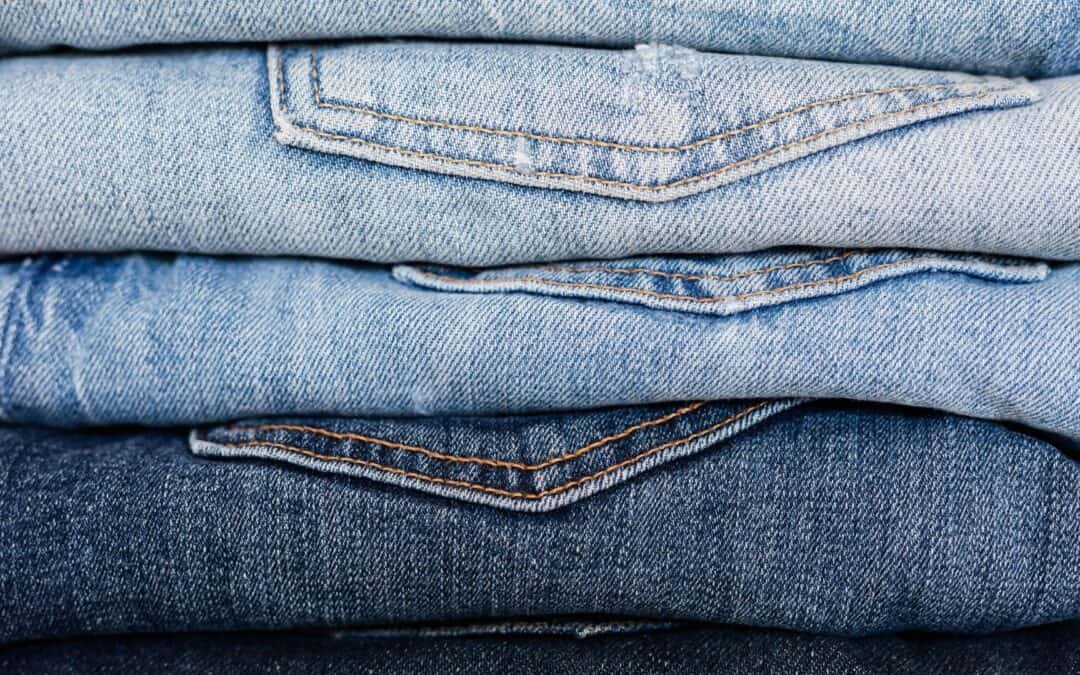 Como tirar tinta do tecido do jeans?